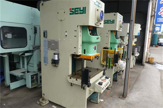 協(xié)易二手沖床回收(圖1)