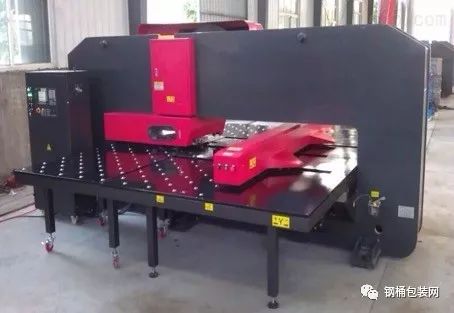 國外數(shù)控沖床的現(xiàn)狀和發(fā)展趨勢(shì)(圖4)