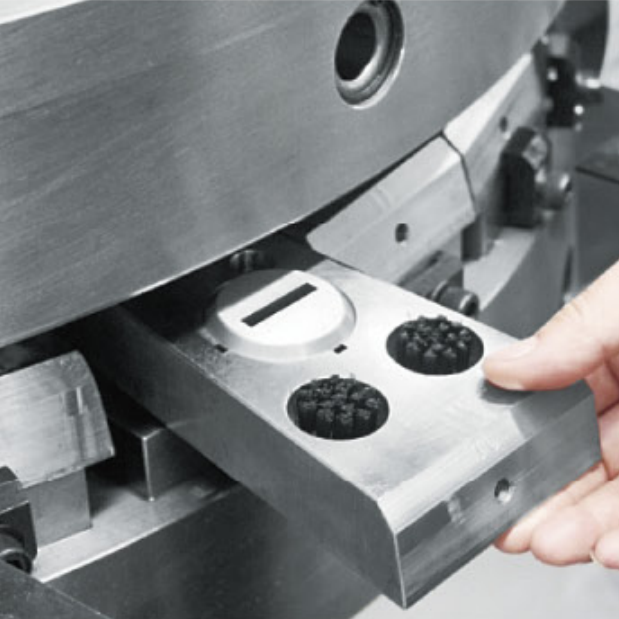 數(shù)控沖床(圖13)