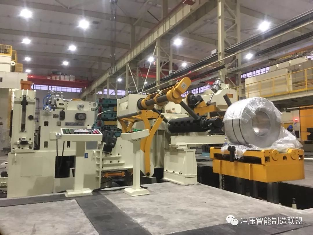 沖壓成型工藝特點及分類(圖13) 沖壓成型工藝特點及分類(圖13)